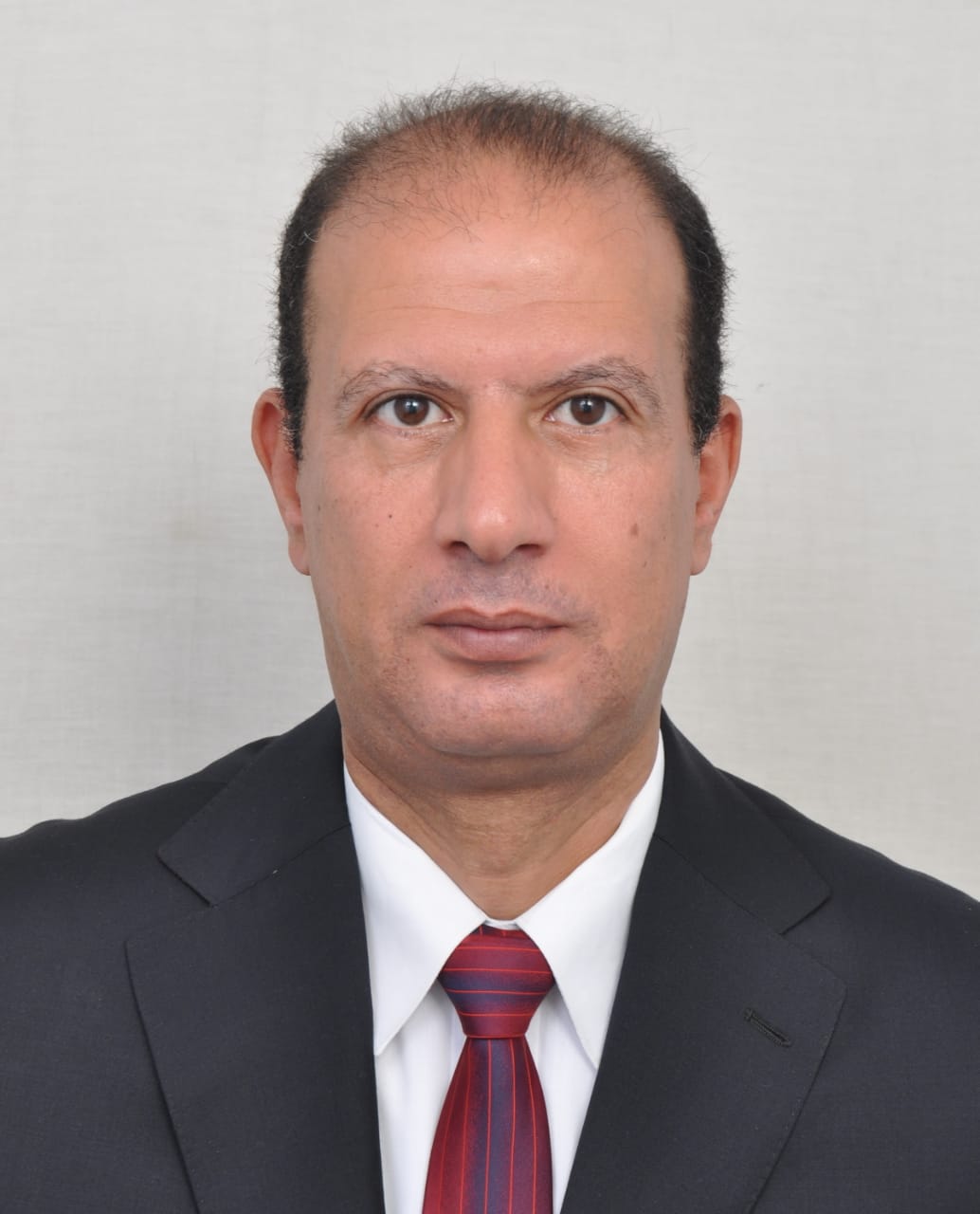 د. أشرف الصباغ 